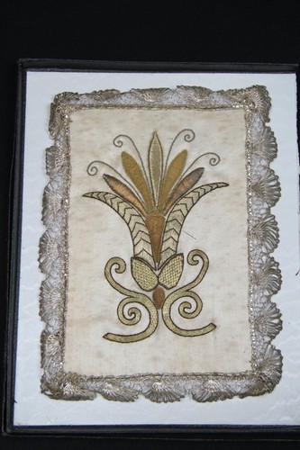 Kelchvelum bestickt lilie - kelchvelum,